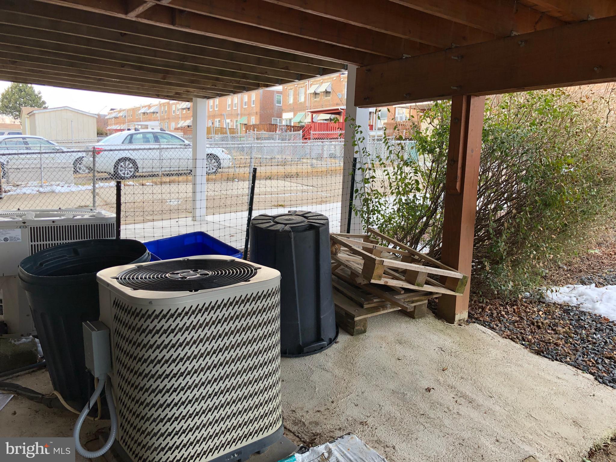 MAYFAIR (WEST) - Residential