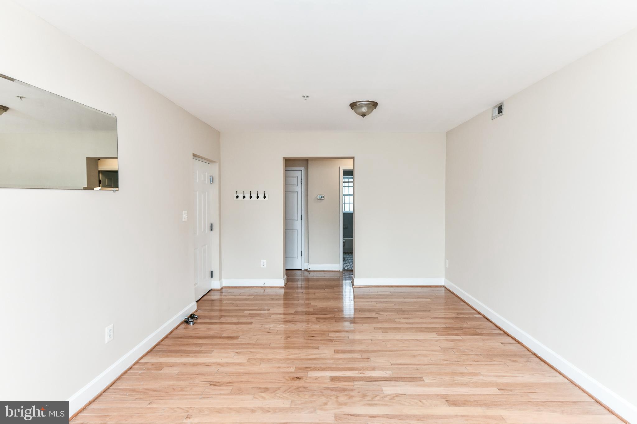 GATEHOUSE CONDOMINIUM - Residential Lease