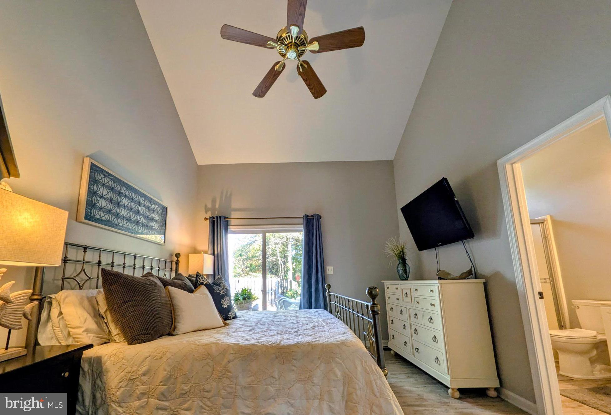 CLAYBORNE WOODS - Residential