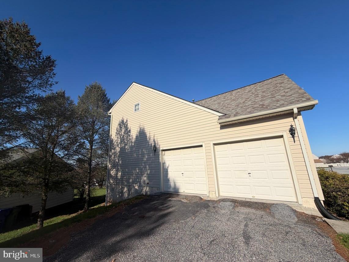 32 SEMINOLE DRIVE