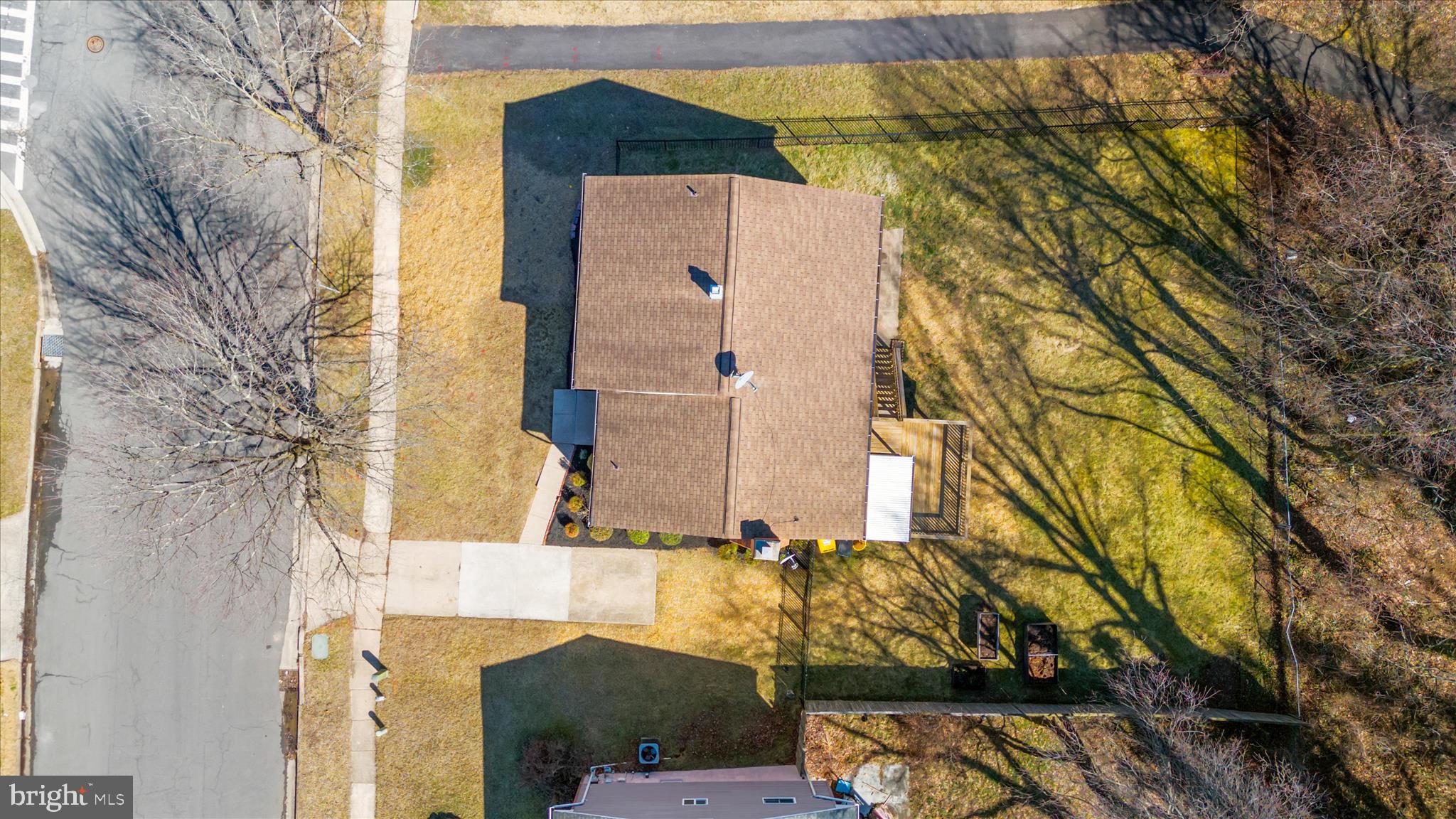 THE HIGHLANDS - Residential