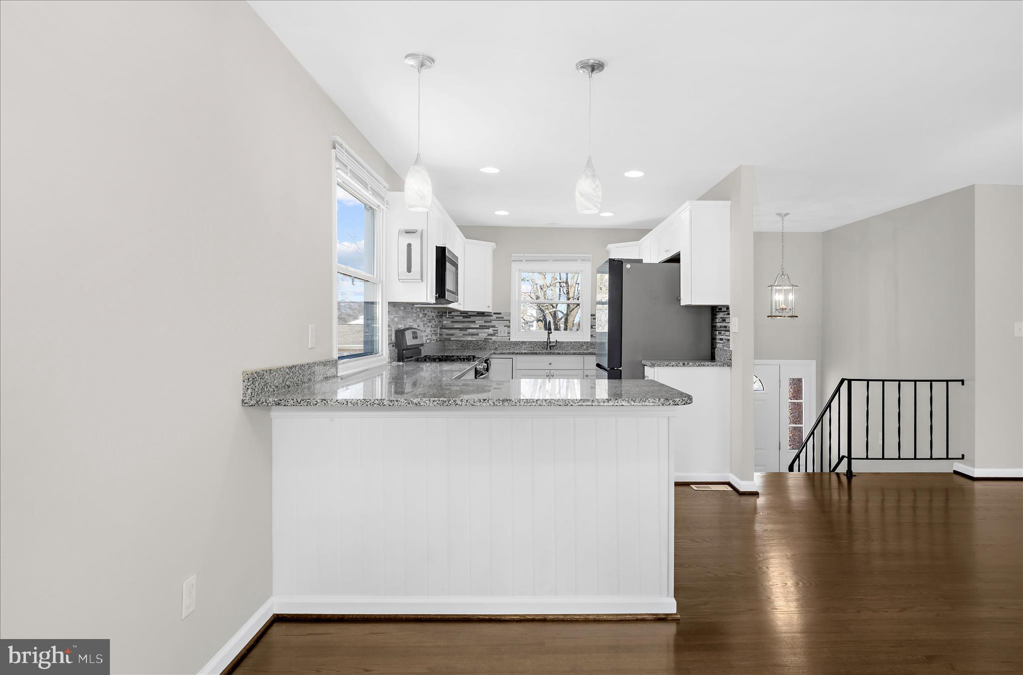 THE HIGHLANDS - Residential