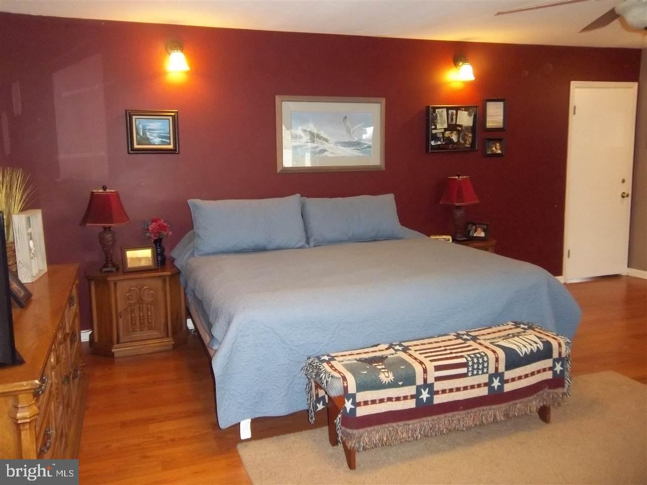 RIDGEWAY - Residential