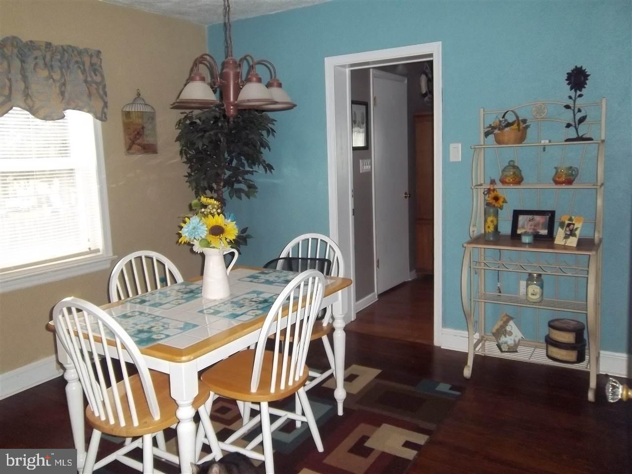 RIDGEWAY - Residential