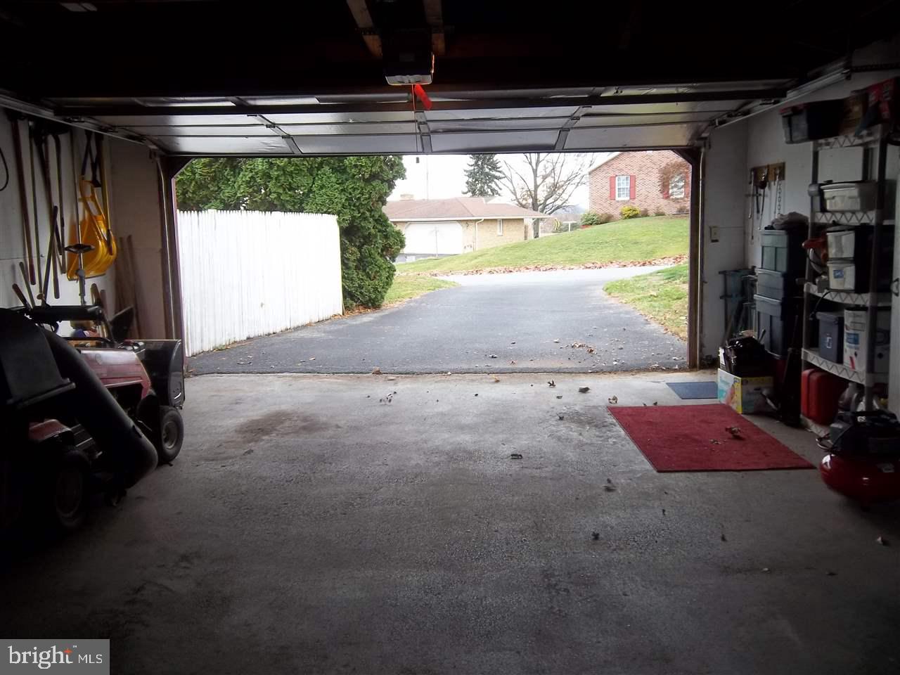 RIDGEWAY - Residential