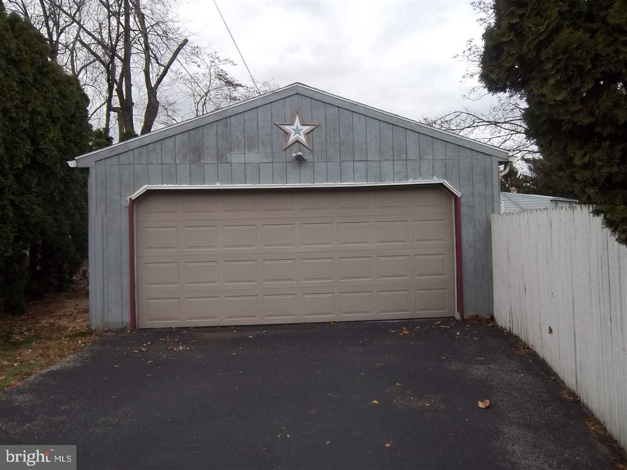 RIDGEWAY - Residential