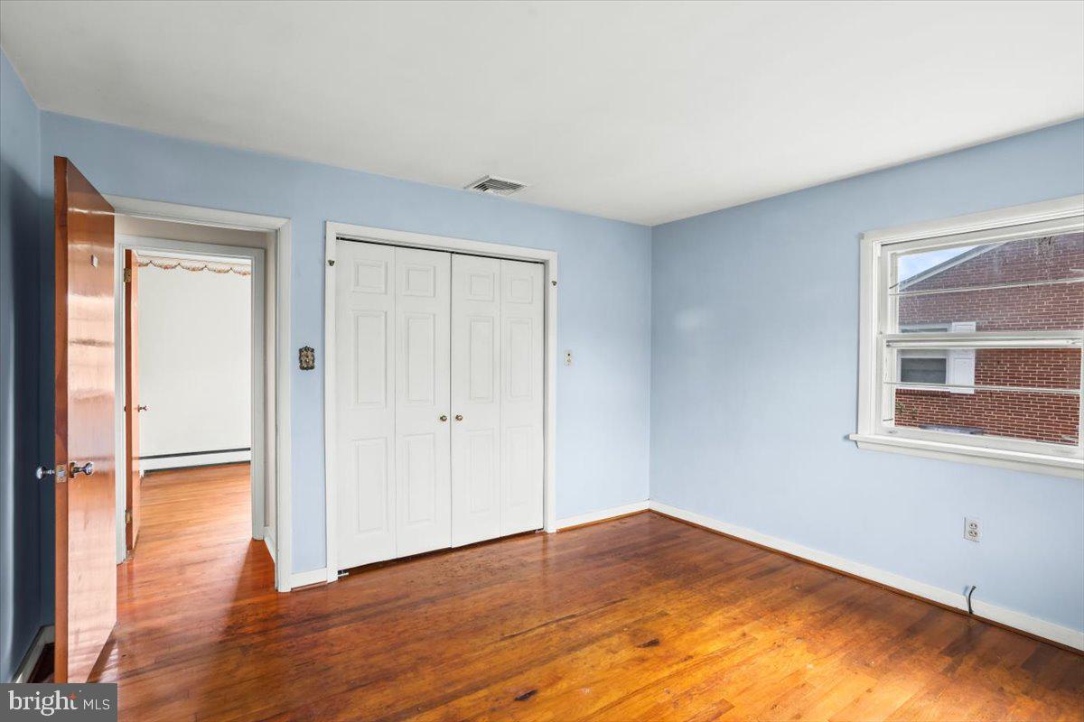 MIDDLETOWN - Residential