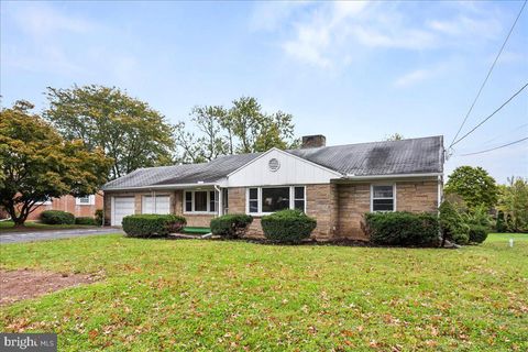 908 VINE STREET MIDDLETOWN PA 17057