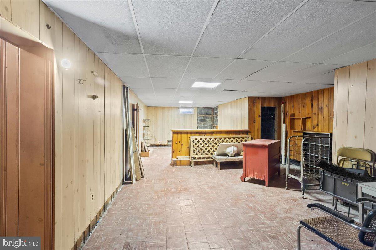 MIDDLETOWN - Residential