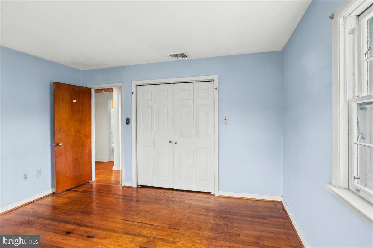 MIDDLETOWN - Residential