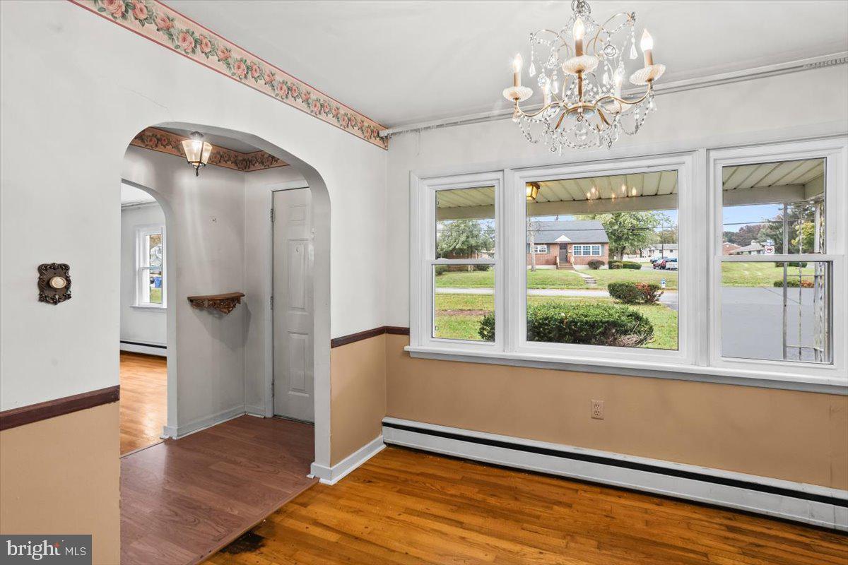 MIDDLETOWN - Residential