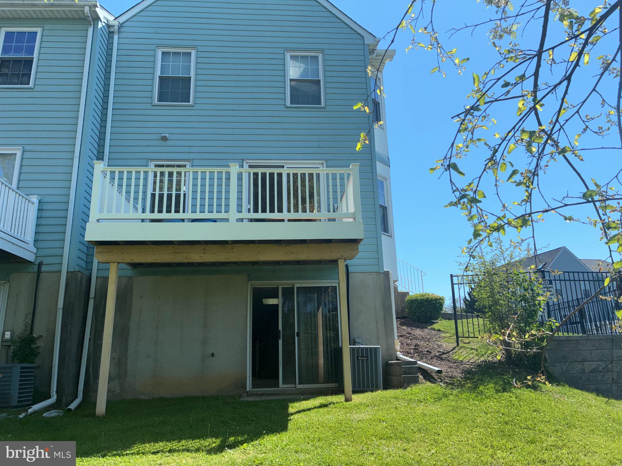 CHERRY TREE KNOLL - Residential