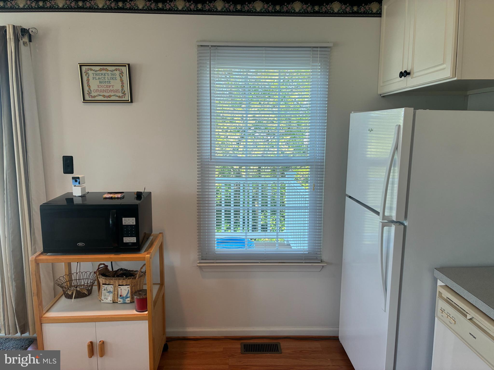 CHERRY TREE KNOLL - Residential