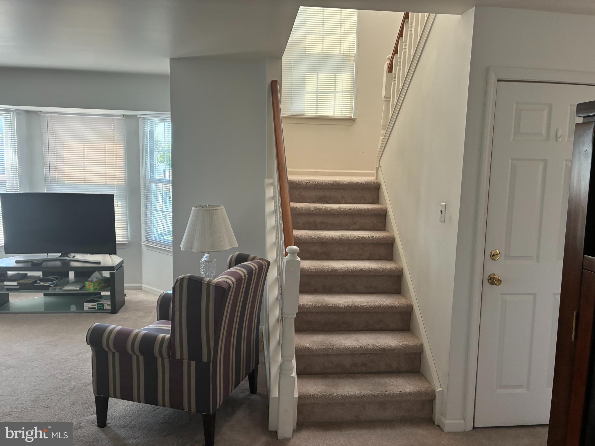 CHERRY TREE KNOLL - Residential