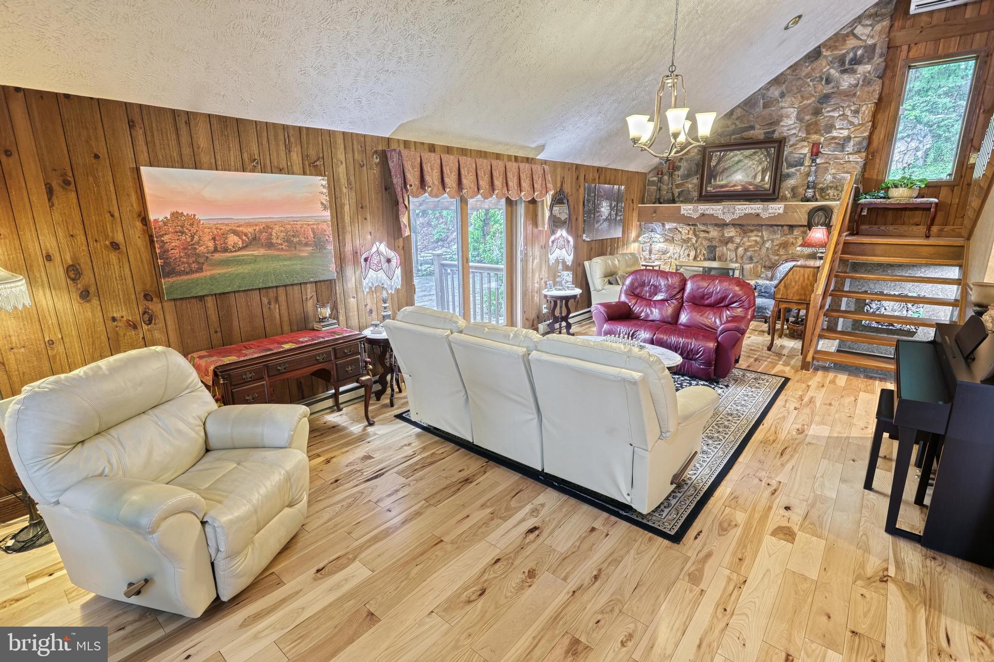 SOUTHAMPTON TWP - Farm