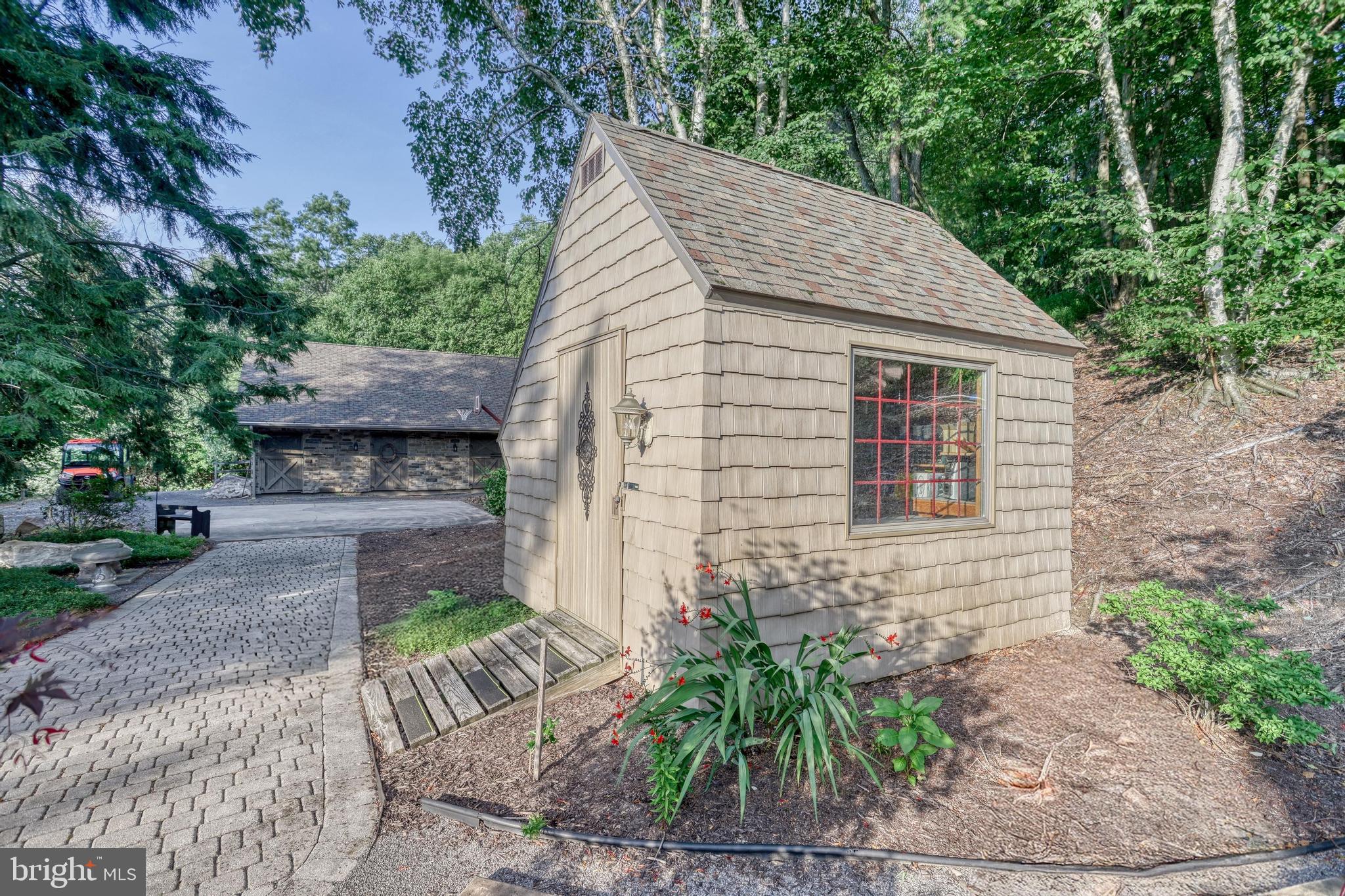 SOUTHAMPTON TWP - Farm