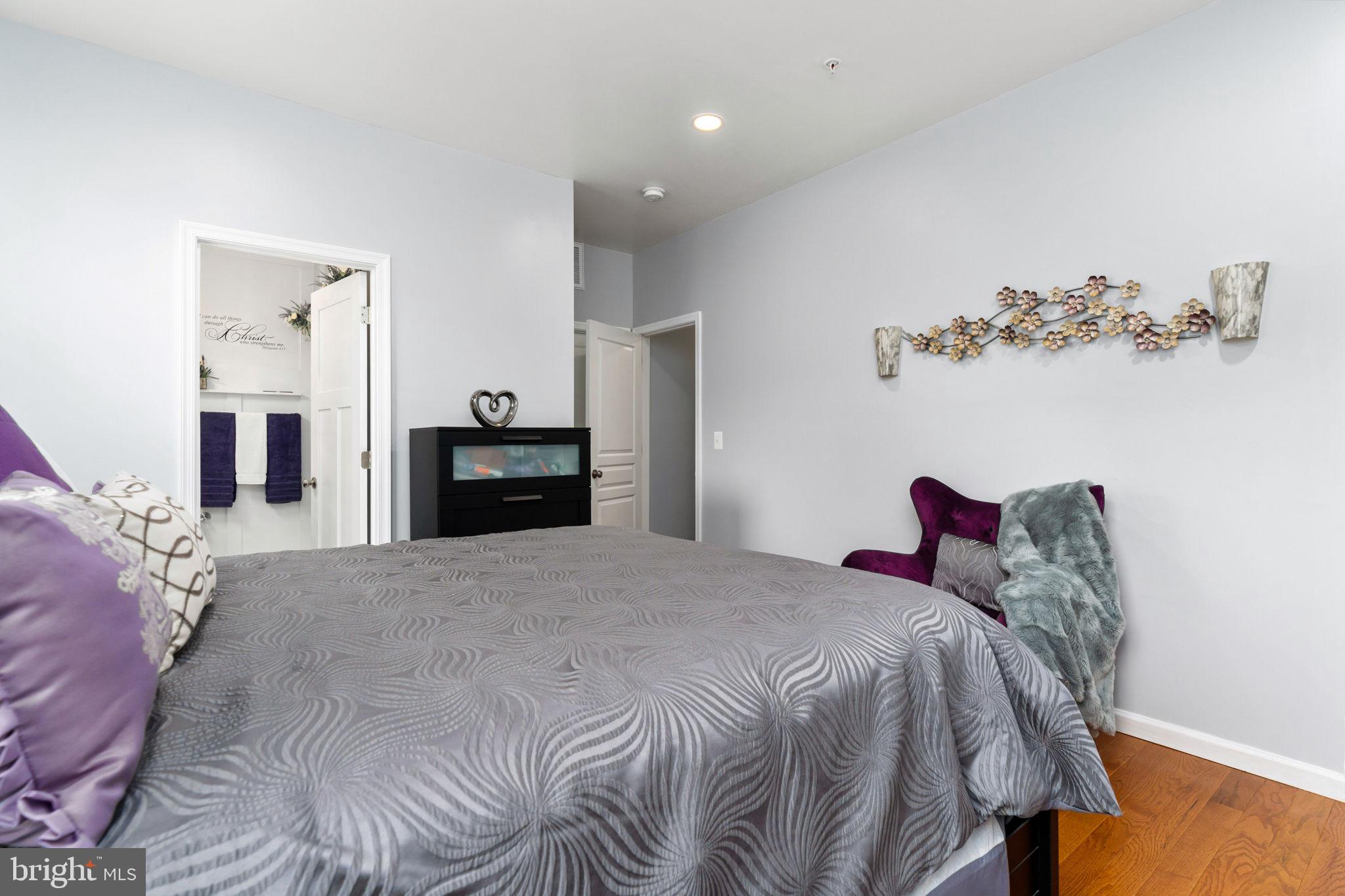 POTOMAC CREST - Residential