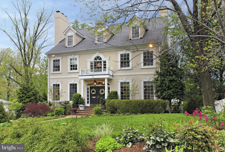 Stunning center-hall Colonial in very desirable Belle Haven! Gracious rooms, gourmet eat-in kitchen w/ marble counters, living & dining room, family room, 5 FP's. Luxurious master w/ his/her walk-in closet, updated master bathroom w/ jetted tub, seamless shower, double vanity all w/ Carrara Marble.  Walk out lower level w/ family room, rec room. Rear Patio. 2-Car Garage. See Virtual tour for more!