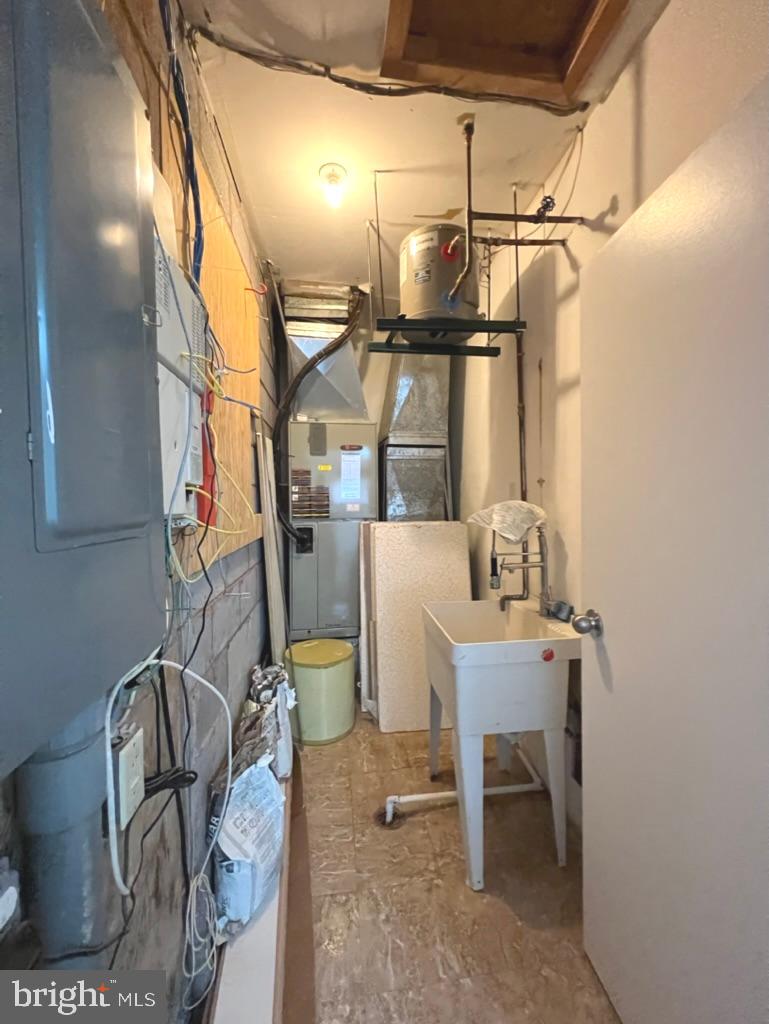 ROLLING VALLEY PROFESSIONAL CENTER - Commercial Sale