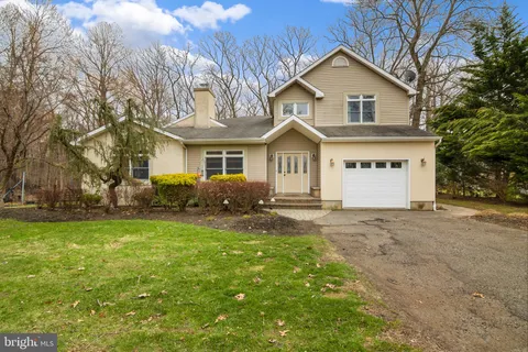 238 Princeton-Hightstown Road, Hightstown, NJ MLS: NJME2074190