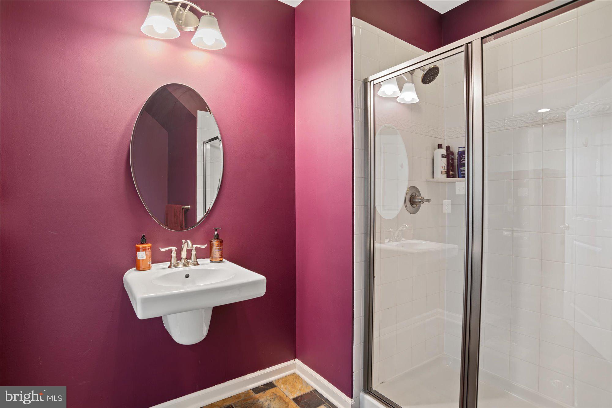 TOWN CENTER COMMONS - Residential