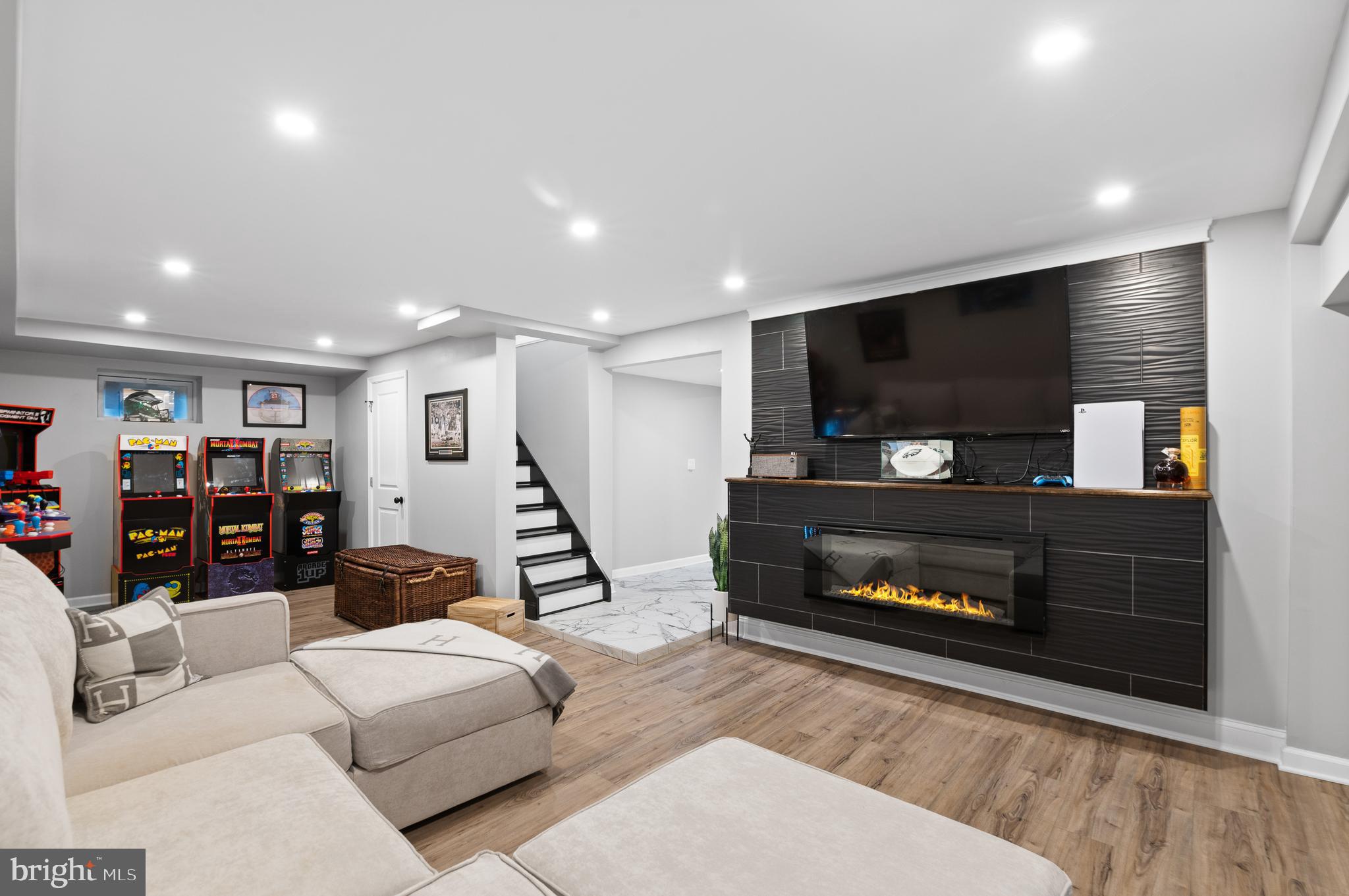 ELKINS PARK - Residential Lease