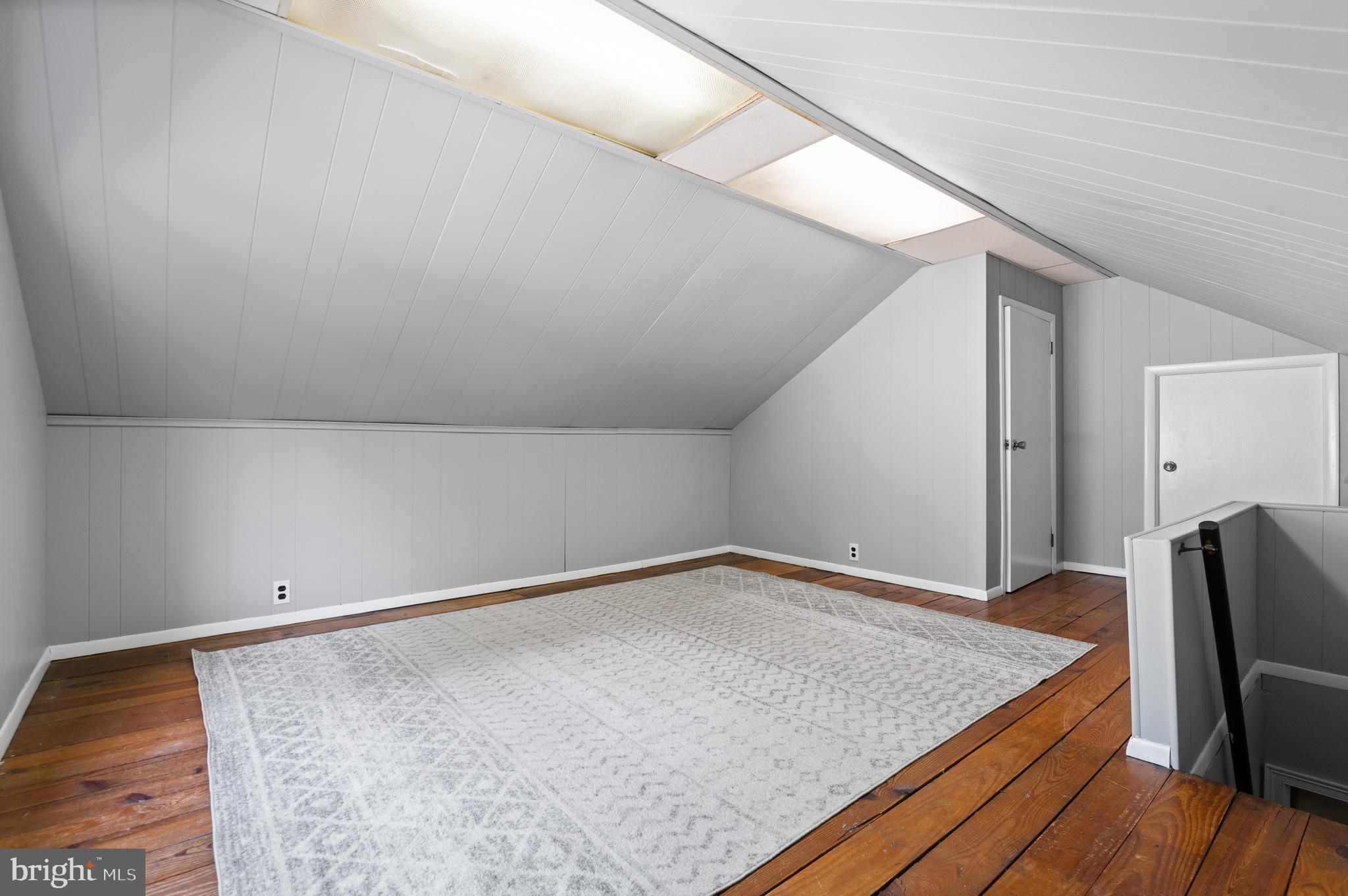 ELKINS PARK - Residential Lease