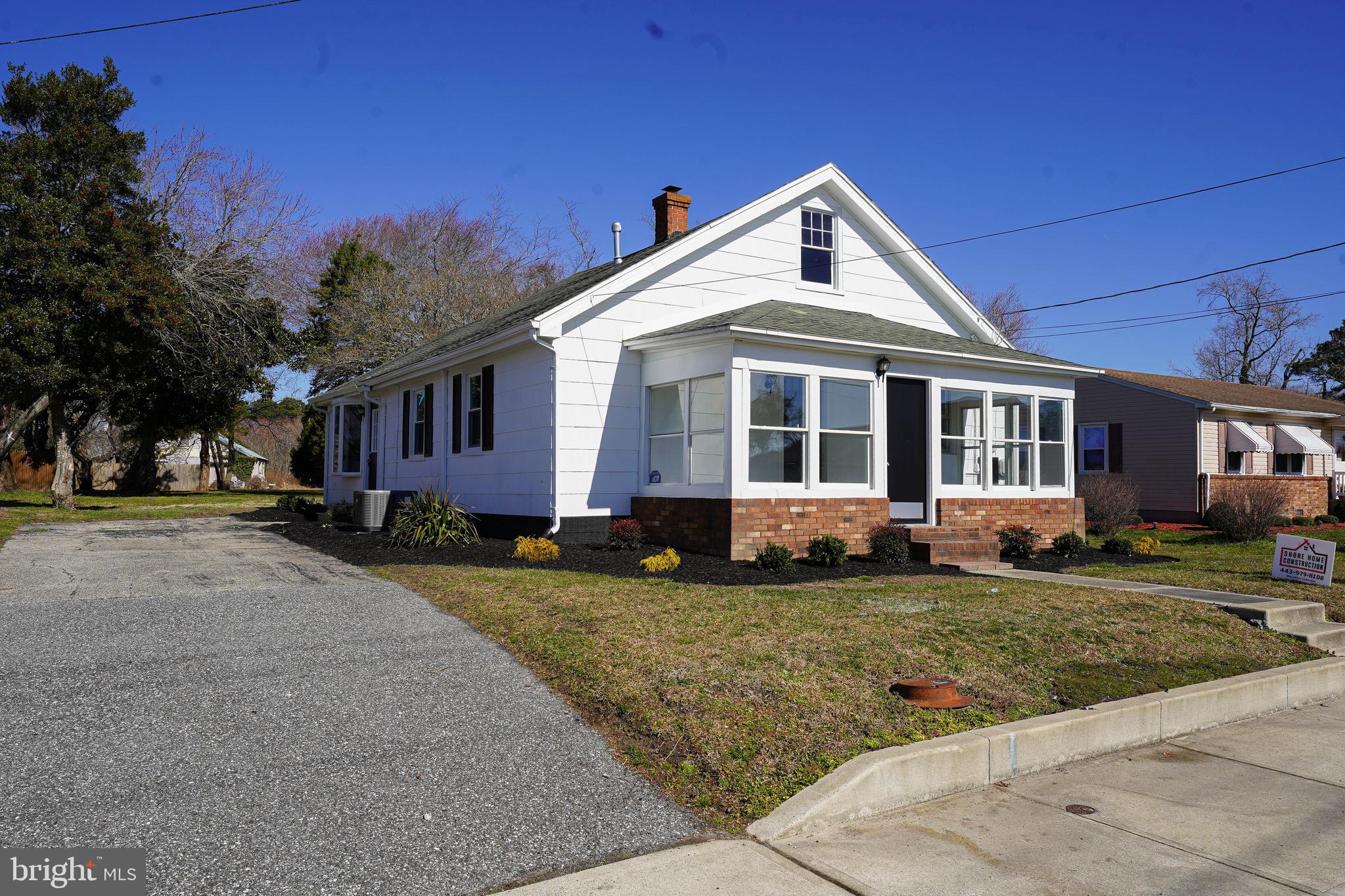 221 BRANCH STREET