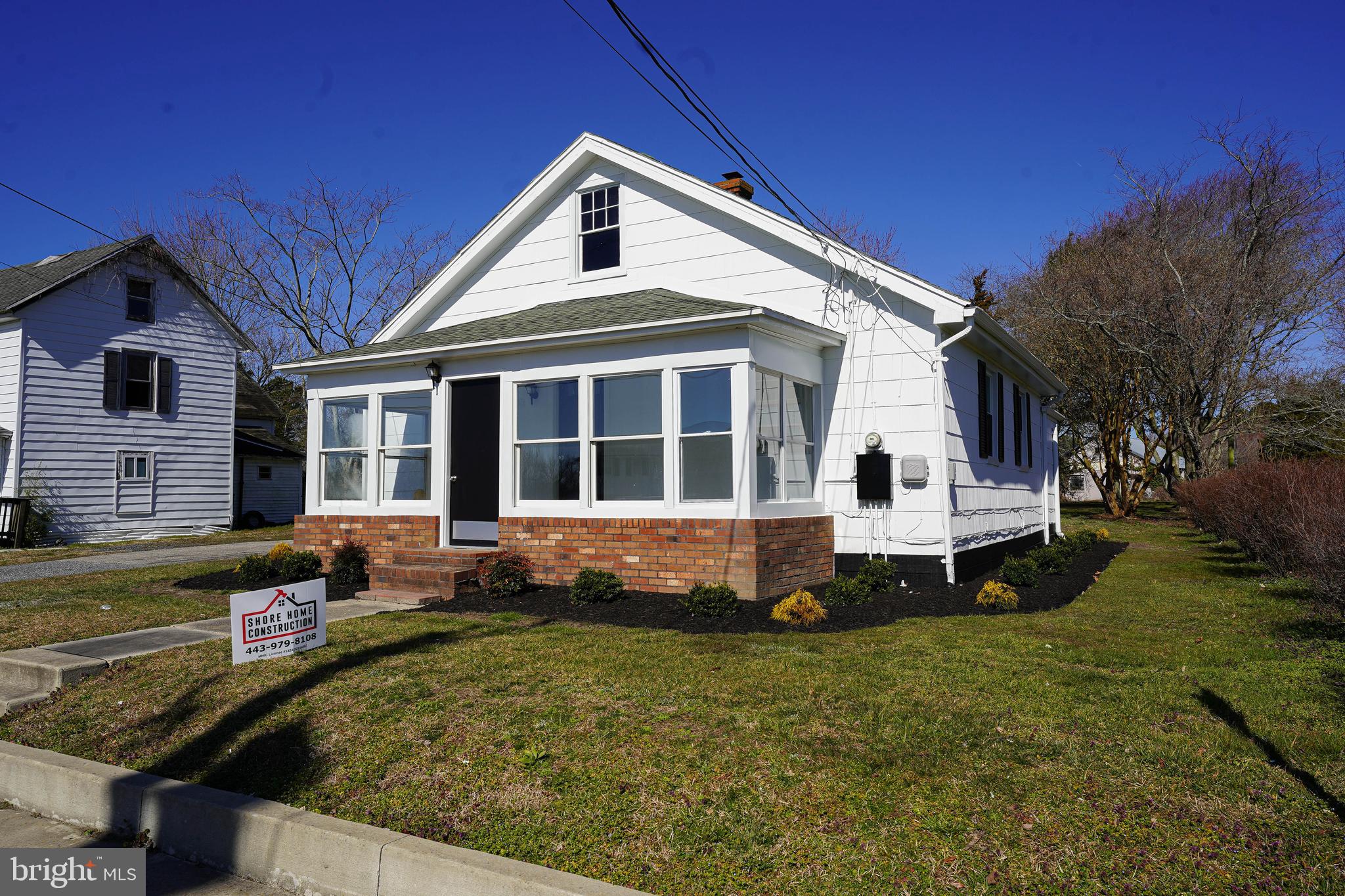 221 BRANCH STREET