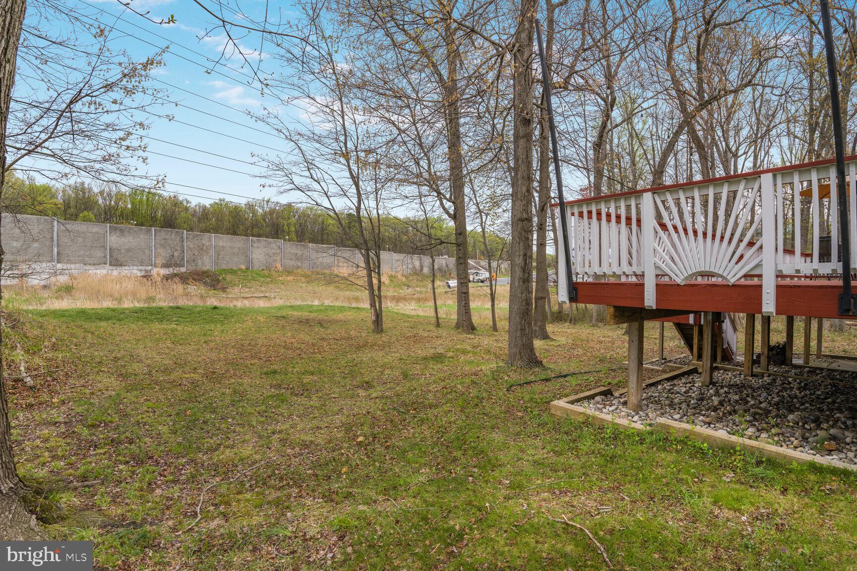 HOLMES RUN WOODS WEST - Residential