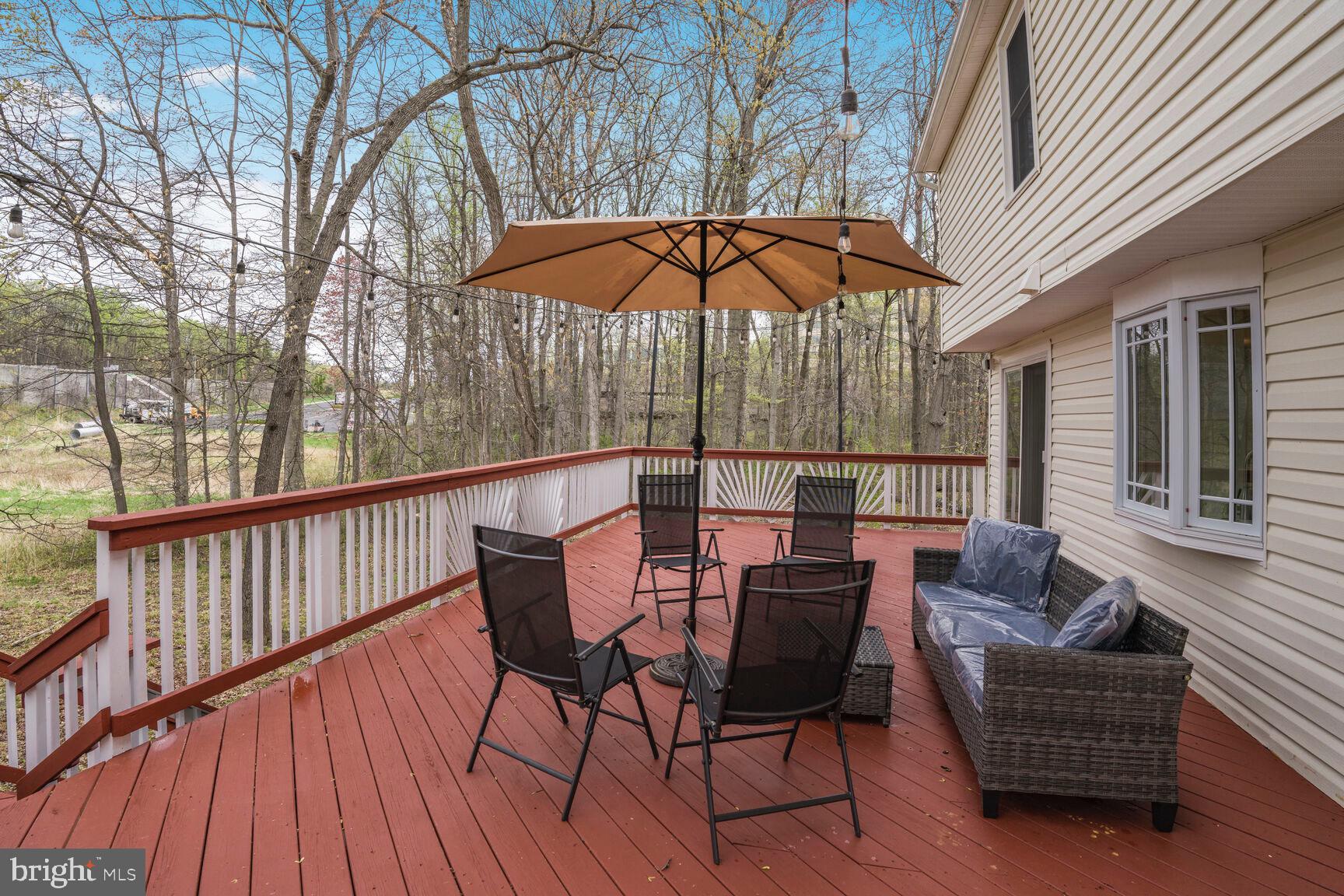 HOLMES RUN WOODS WEST - Residential