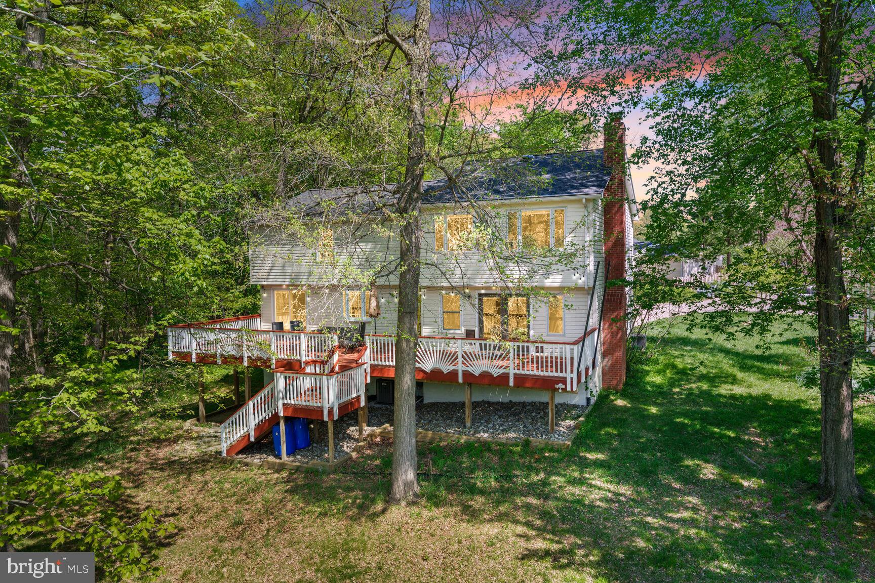 HOLMES RUN WOODS WEST - Residential