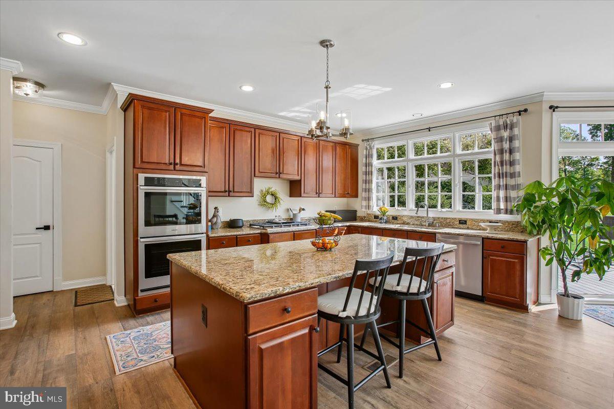 OAKTON CROSSING - Residential