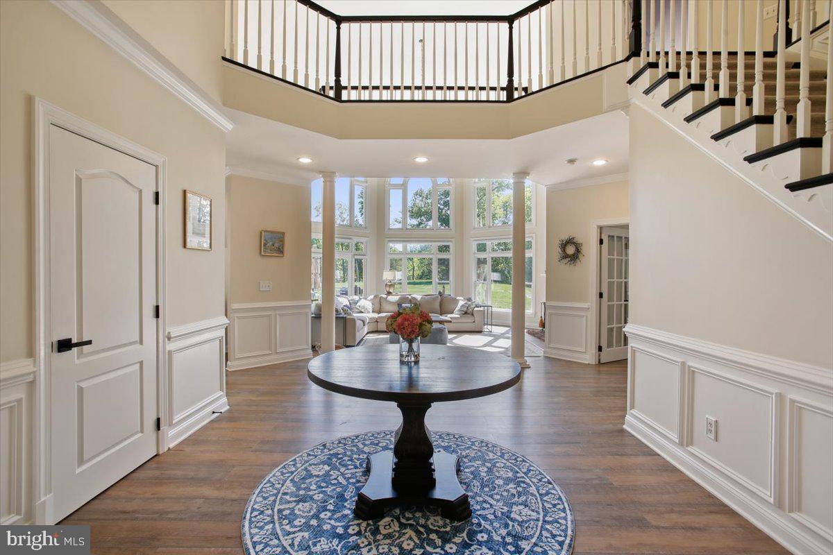 OAKTON CROSSING - Residential