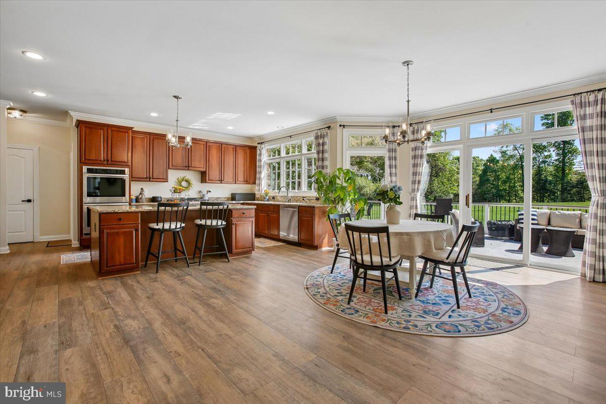 OAKTON CROSSING - Residential
