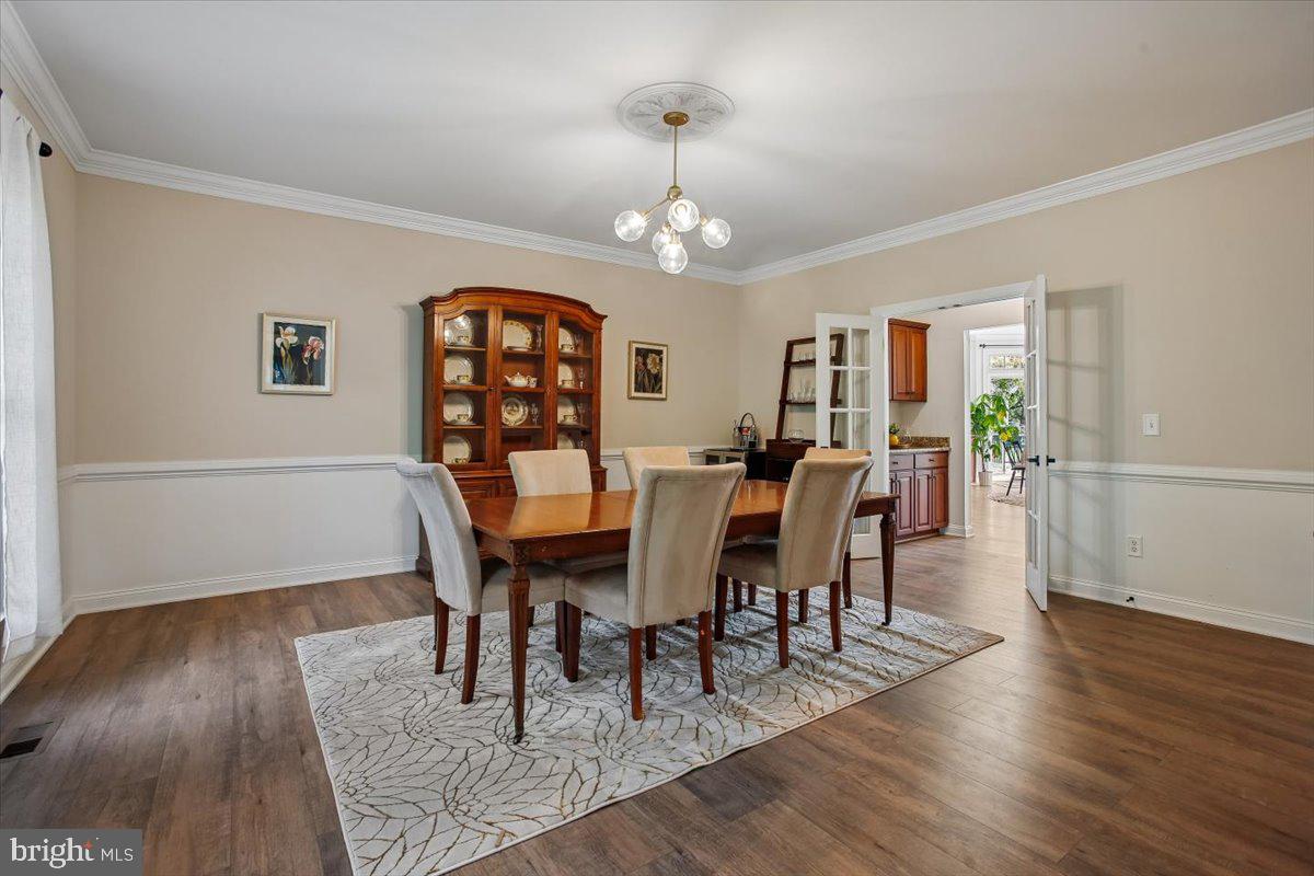 OAKTON CROSSING - Residential