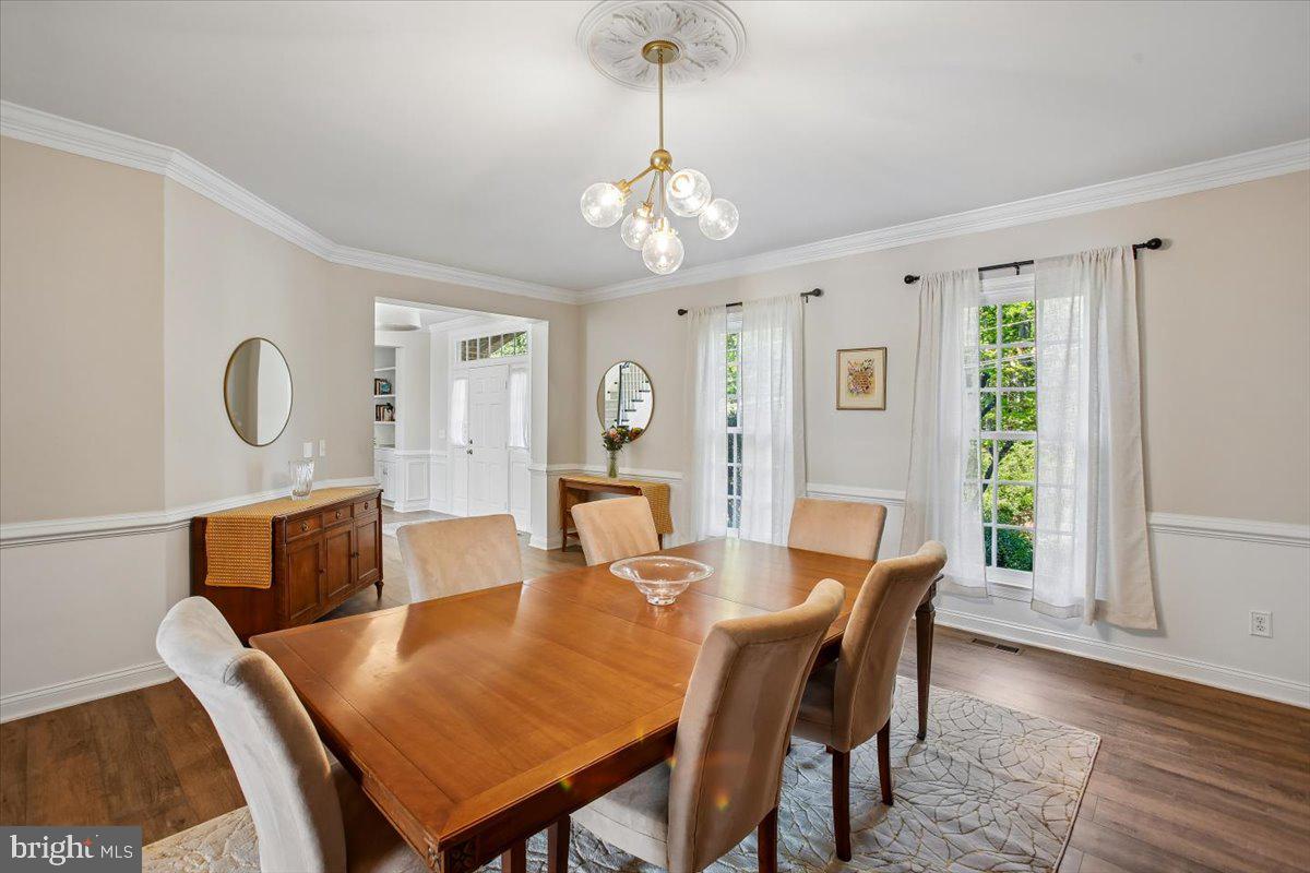 OAKTON CROSSING - Residential