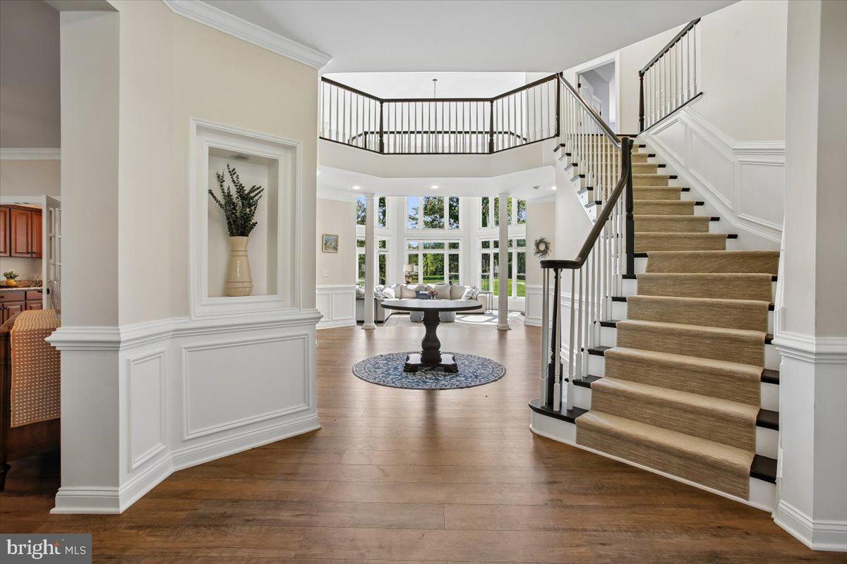 OAKTON CROSSING - Residential