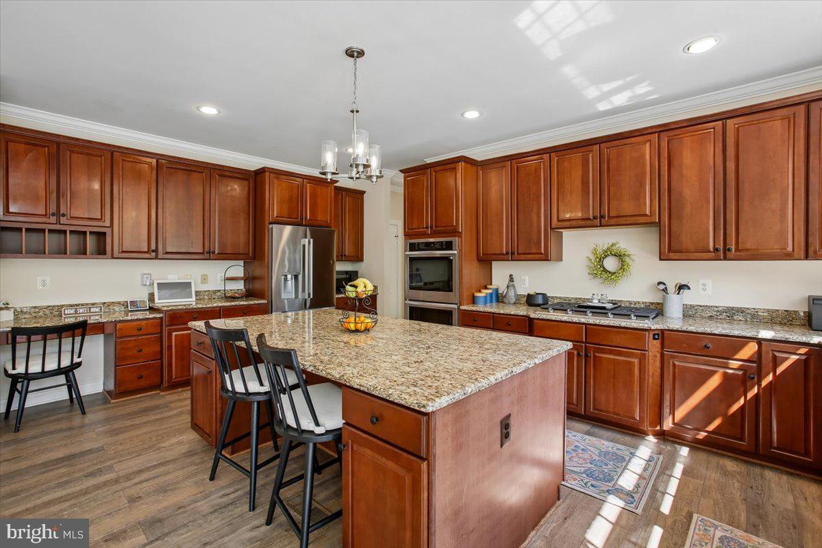 OAKTON CROSSING - Residential