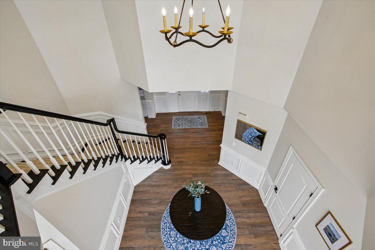 OAKTON CROSSING - Residential