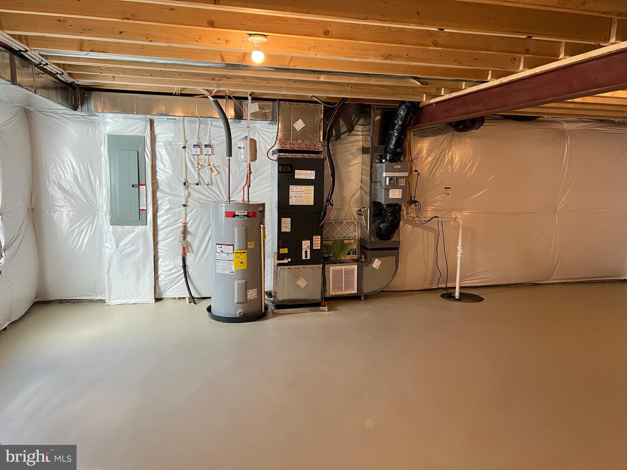 POTOMAC CHURCH FARMS - Residential Lease