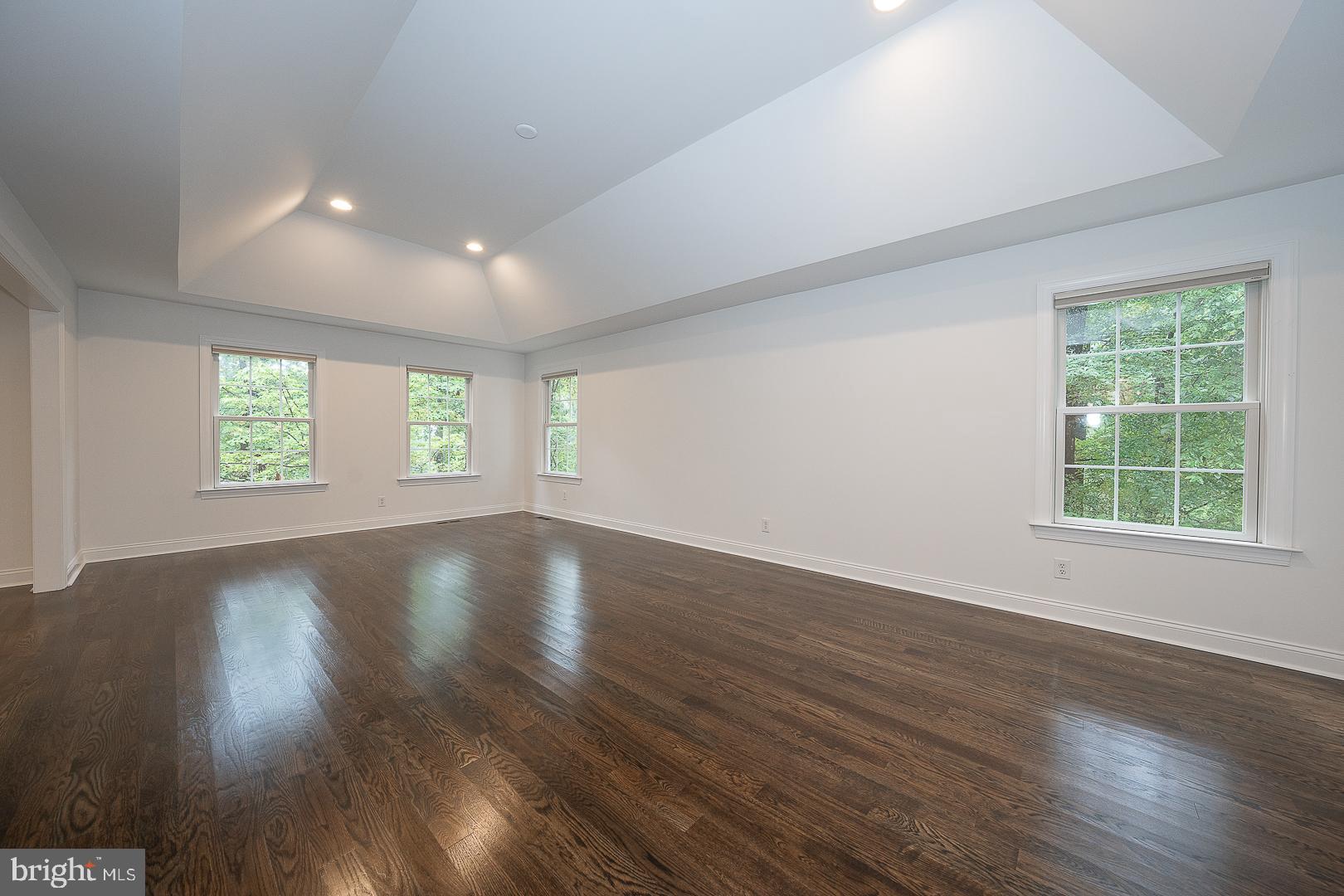 AVONWOOD - Residential