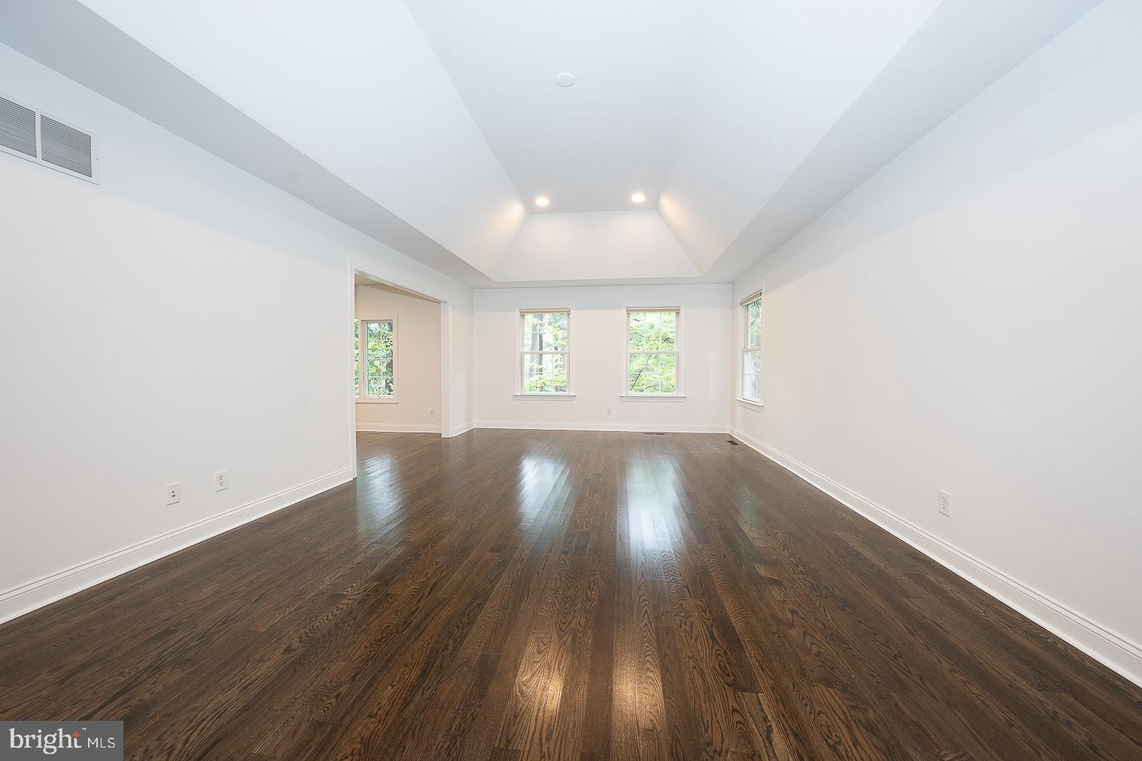 AVONWOOD - Residential