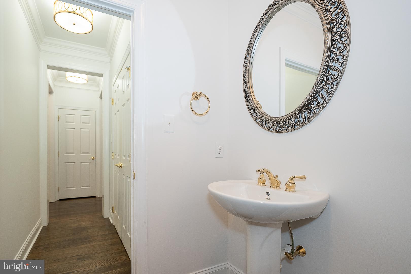 AVONWOOD - Residential