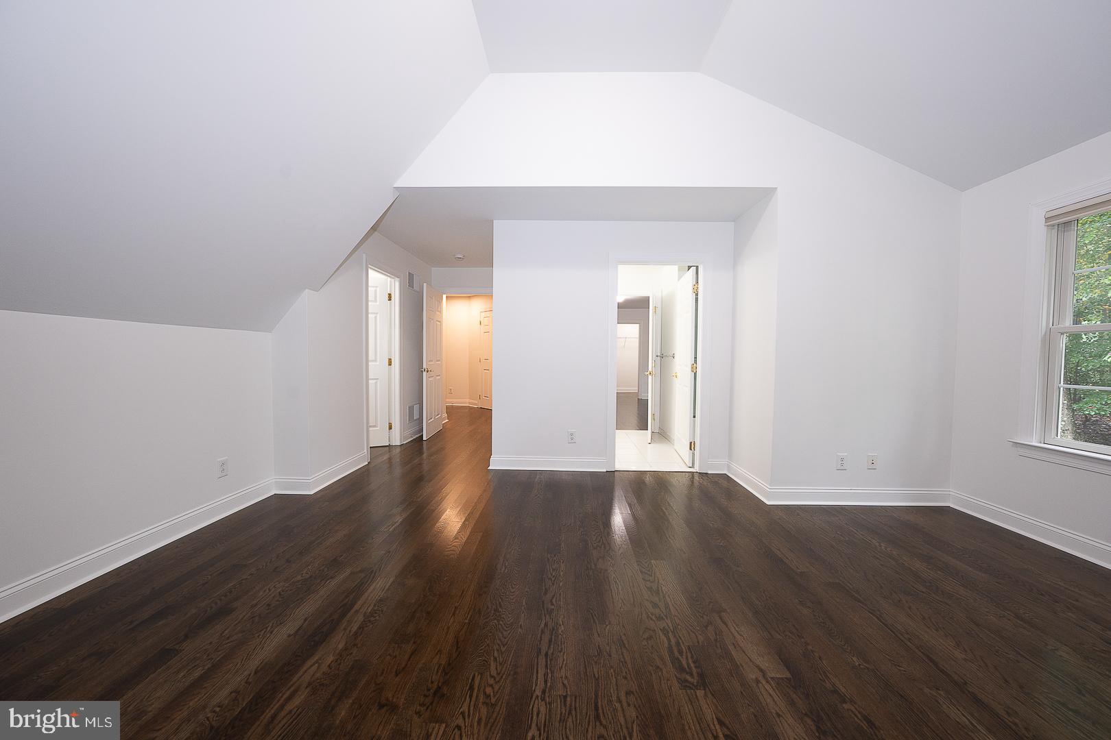 AVONWOOD - Residential