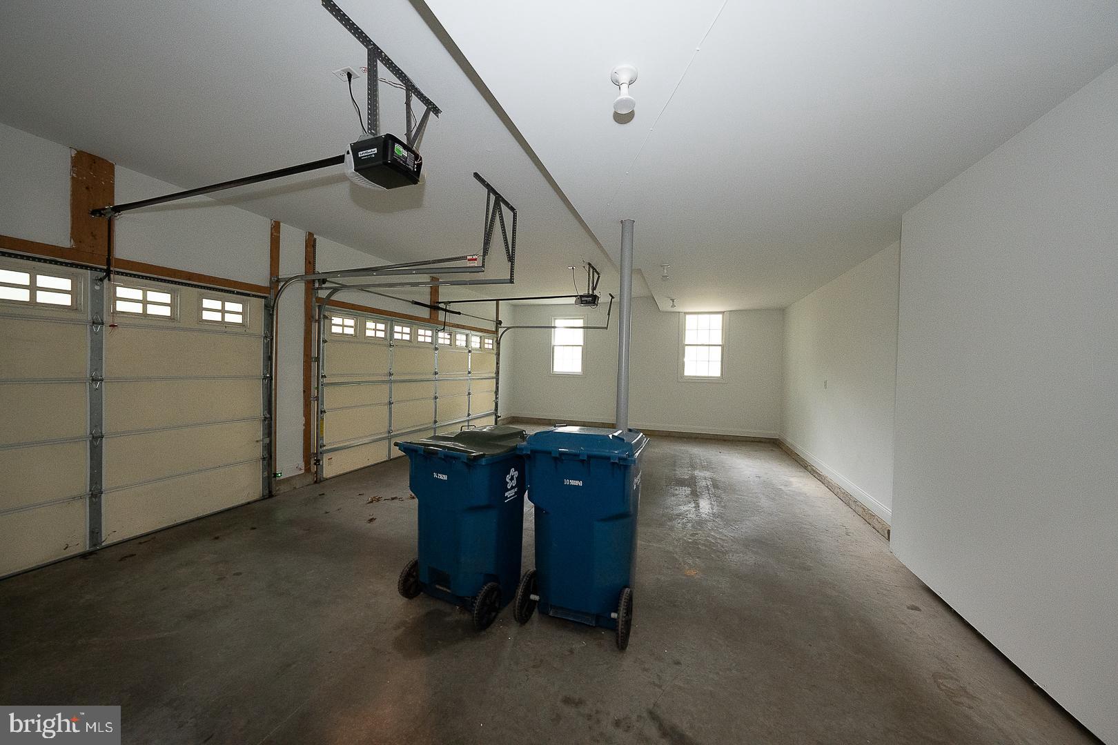 AVONWOOD - Residential