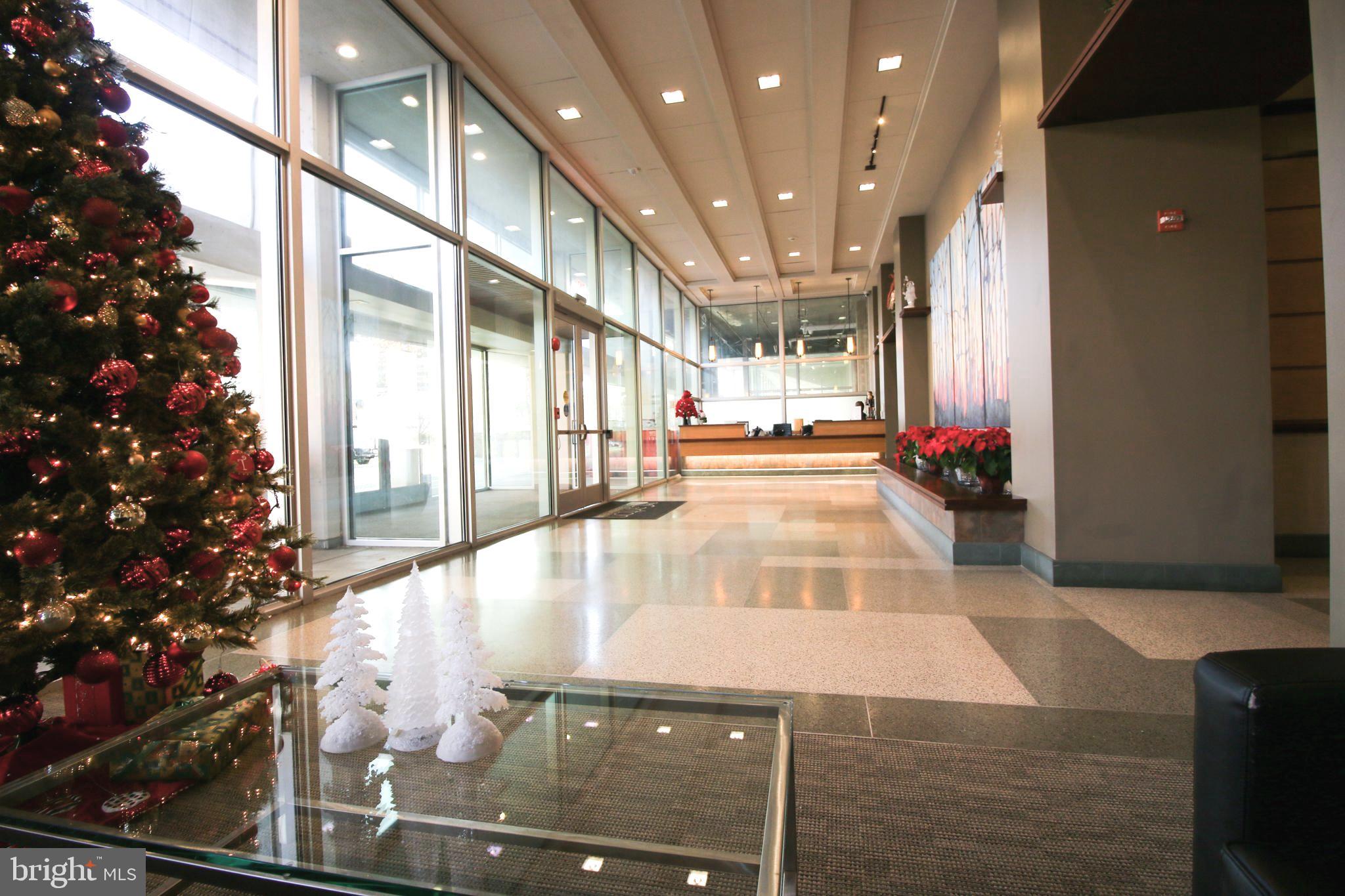 THE CARLTON - Residential