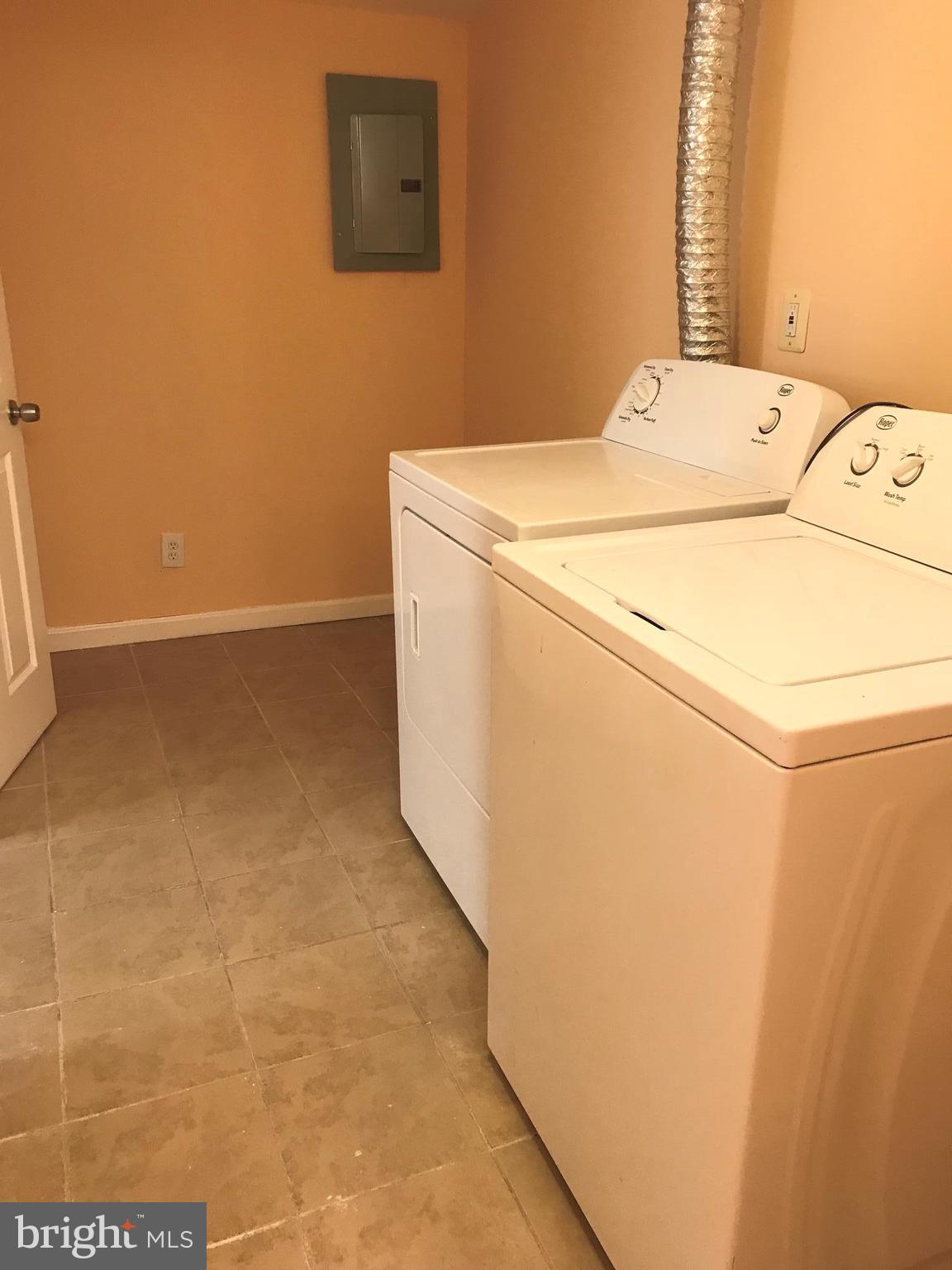 EAST MEADOWS - Residential