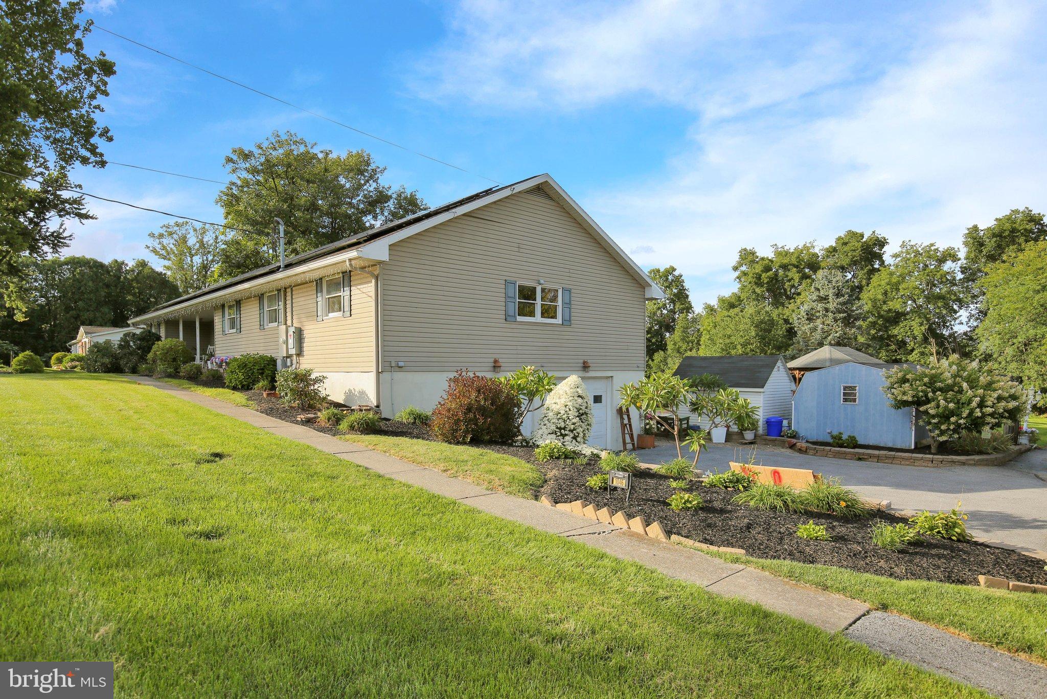 1046 CROSS KEYS ROAD
