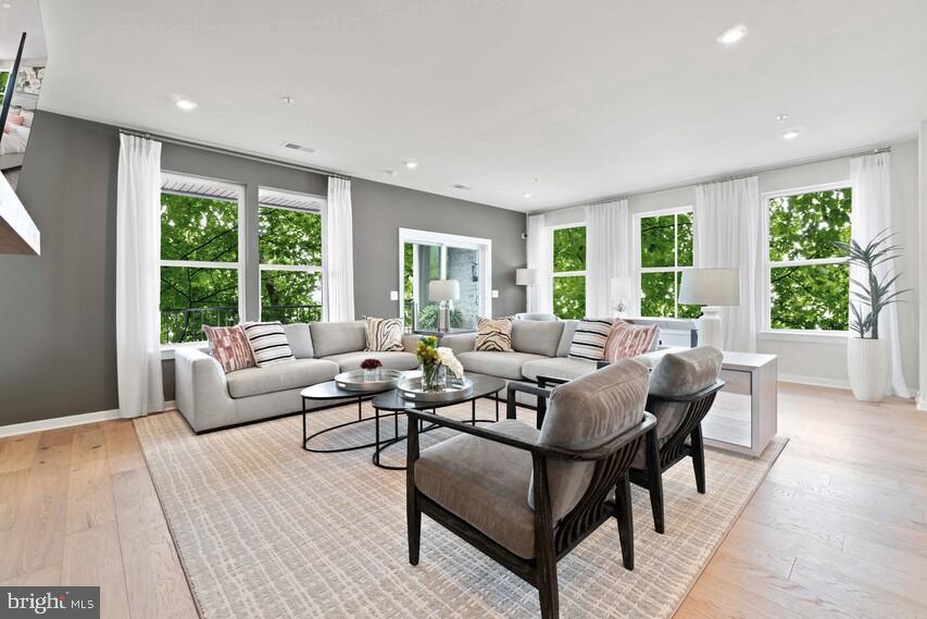 ASHBROOK PLACE - Residential Lease